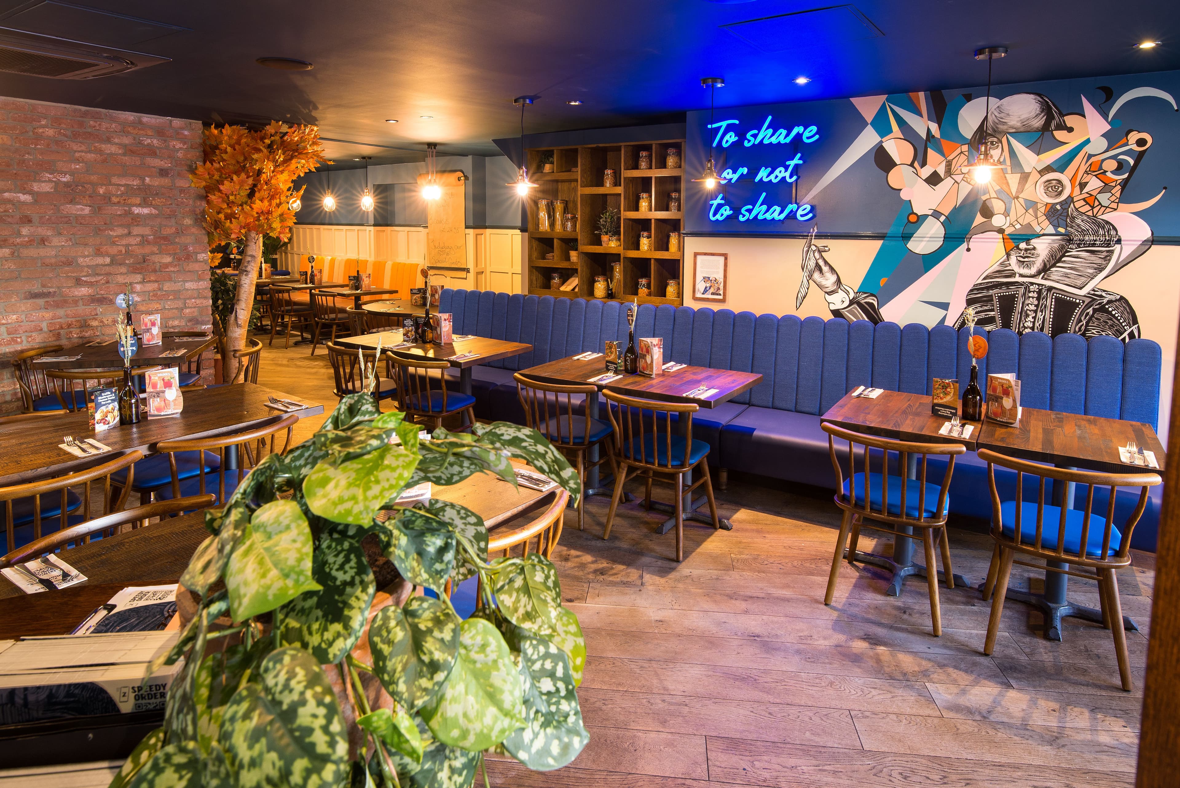 Zizzi Stratford Upon Avon main floor