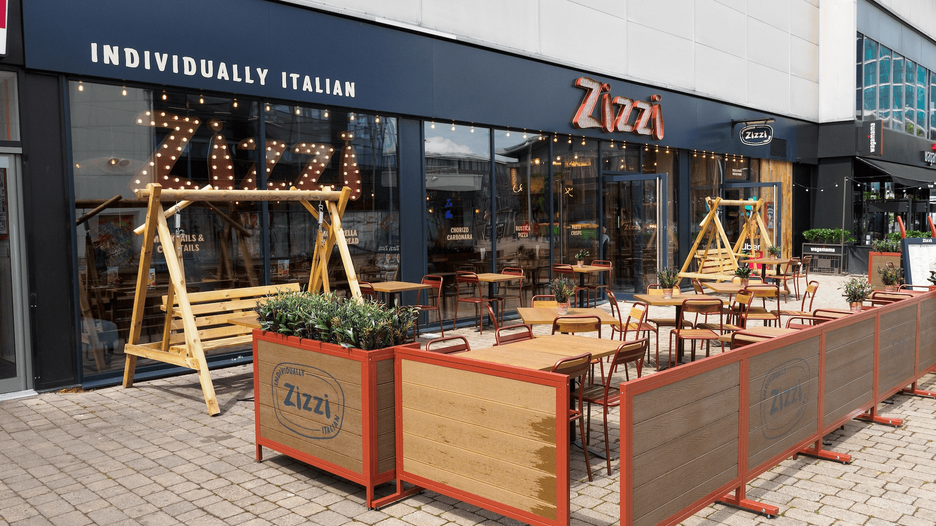 Zizzi Chatham Outdoor Seating, May 2024