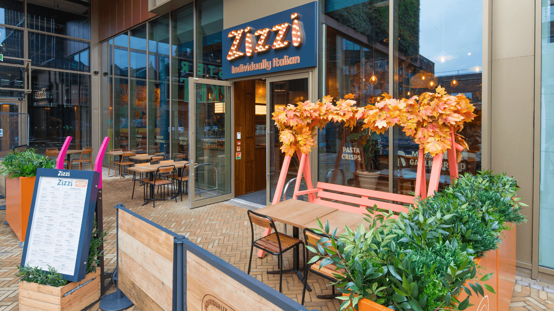Zizzi Chester Outside Seating