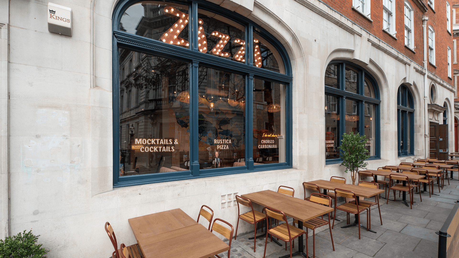 Zizzi London Bow Street 12