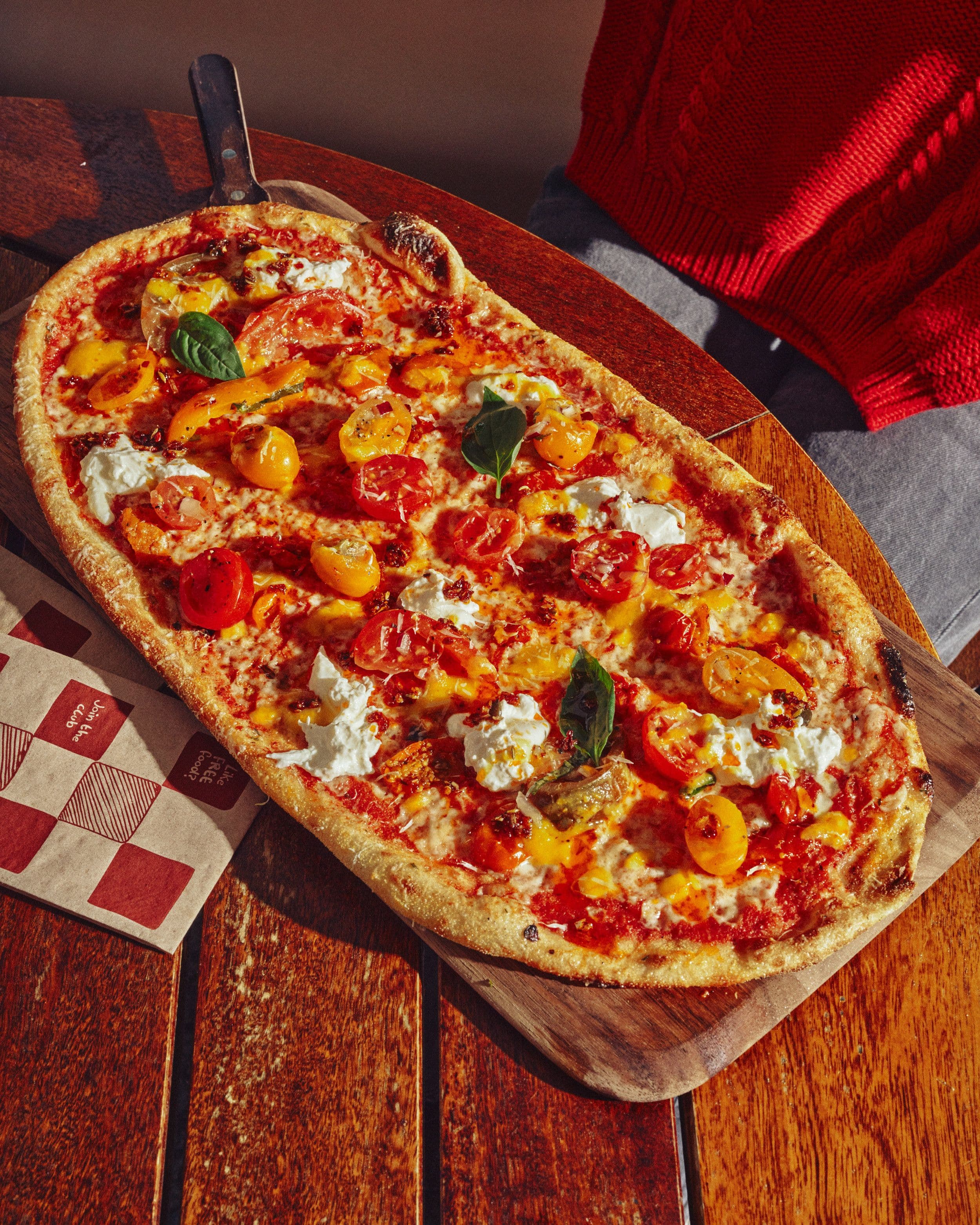 Quattro pomodoro Rustica pizza