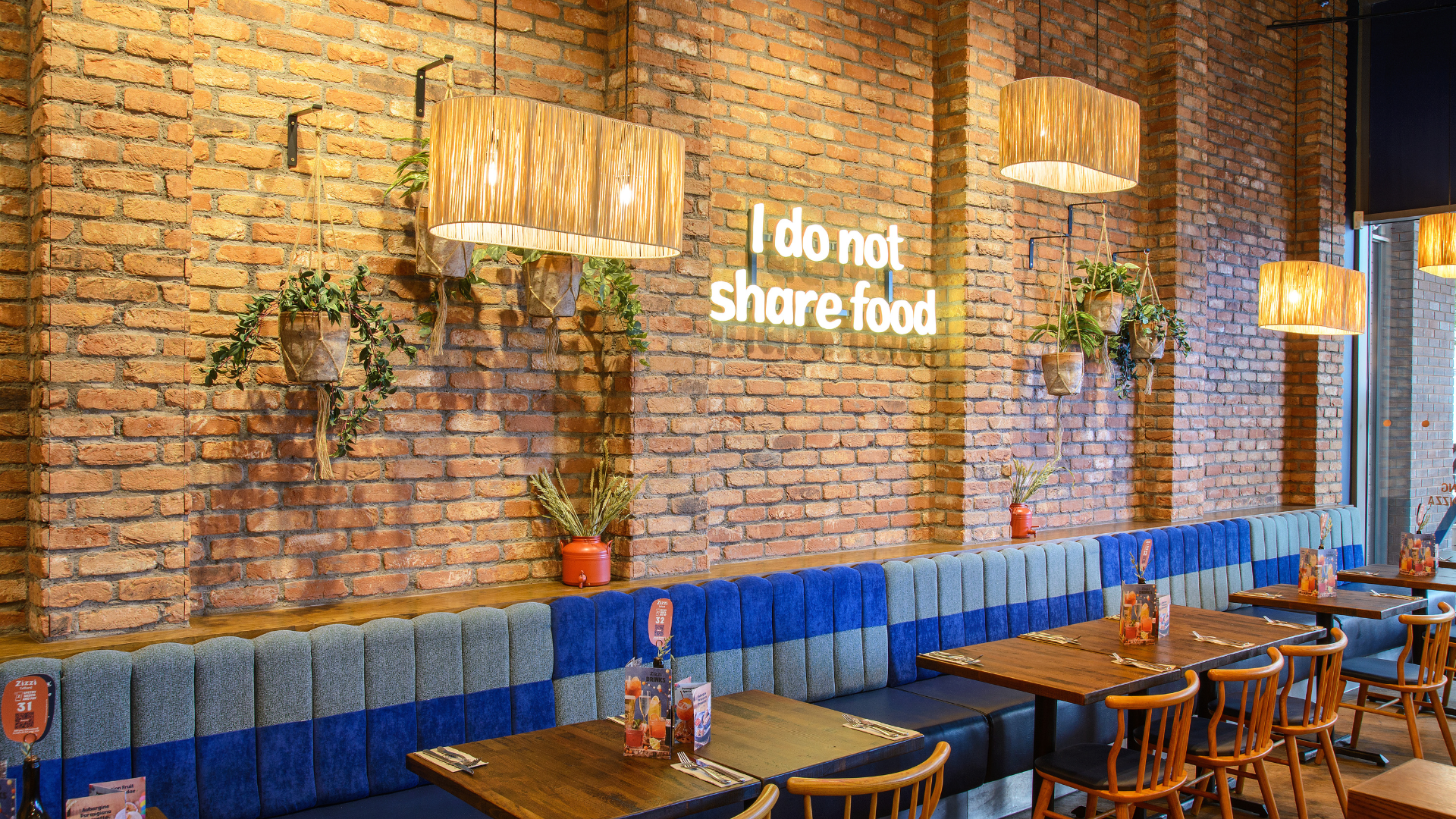 Zizzi Telford - Interiors 