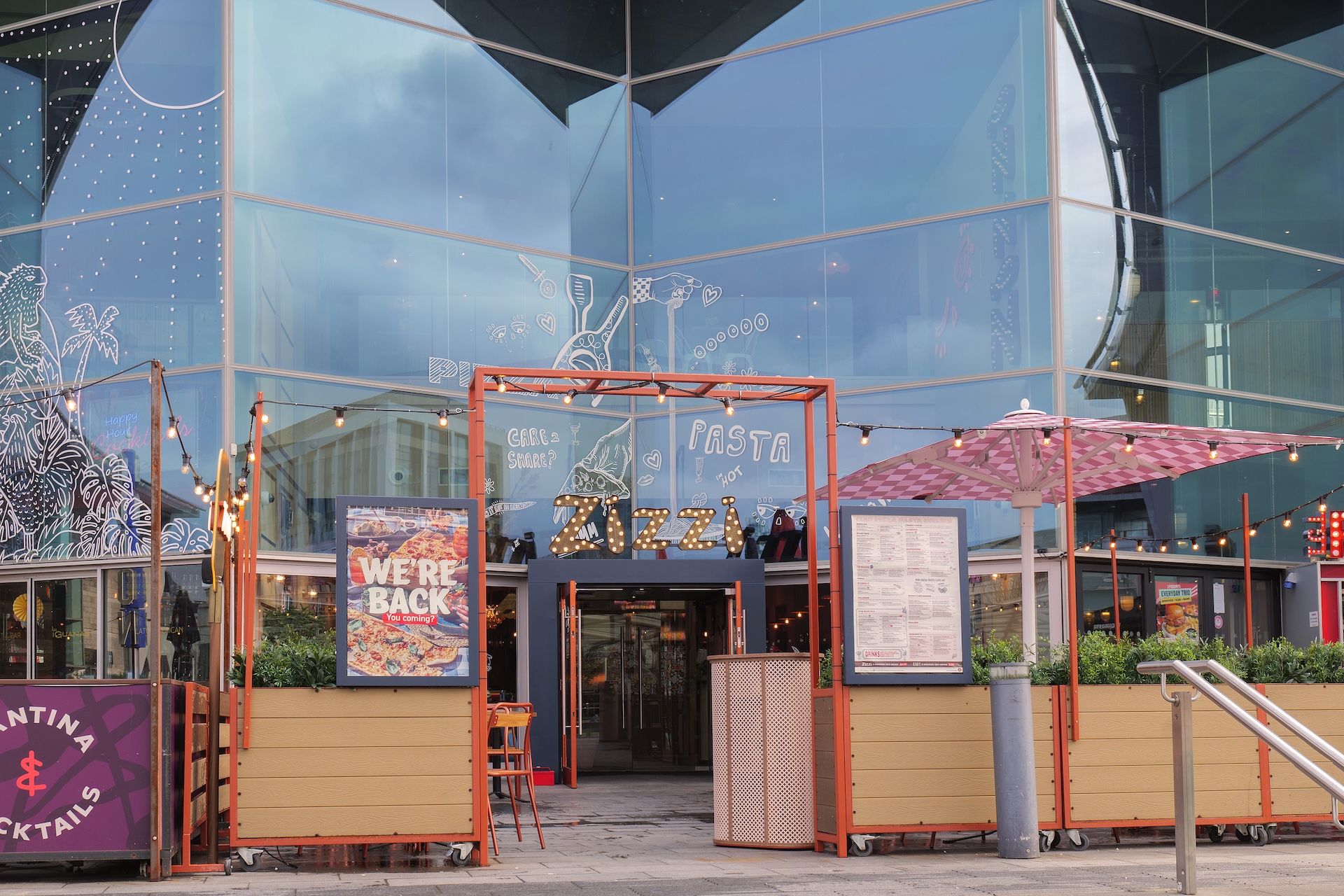 Zizzi Liverpool One outside seating 