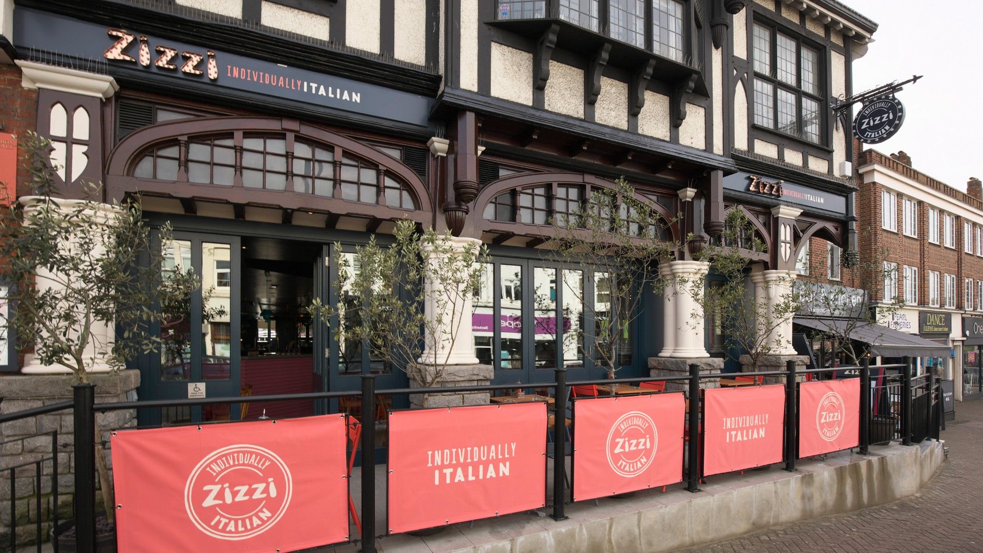 Exterior view of Zizzi Beckenham 