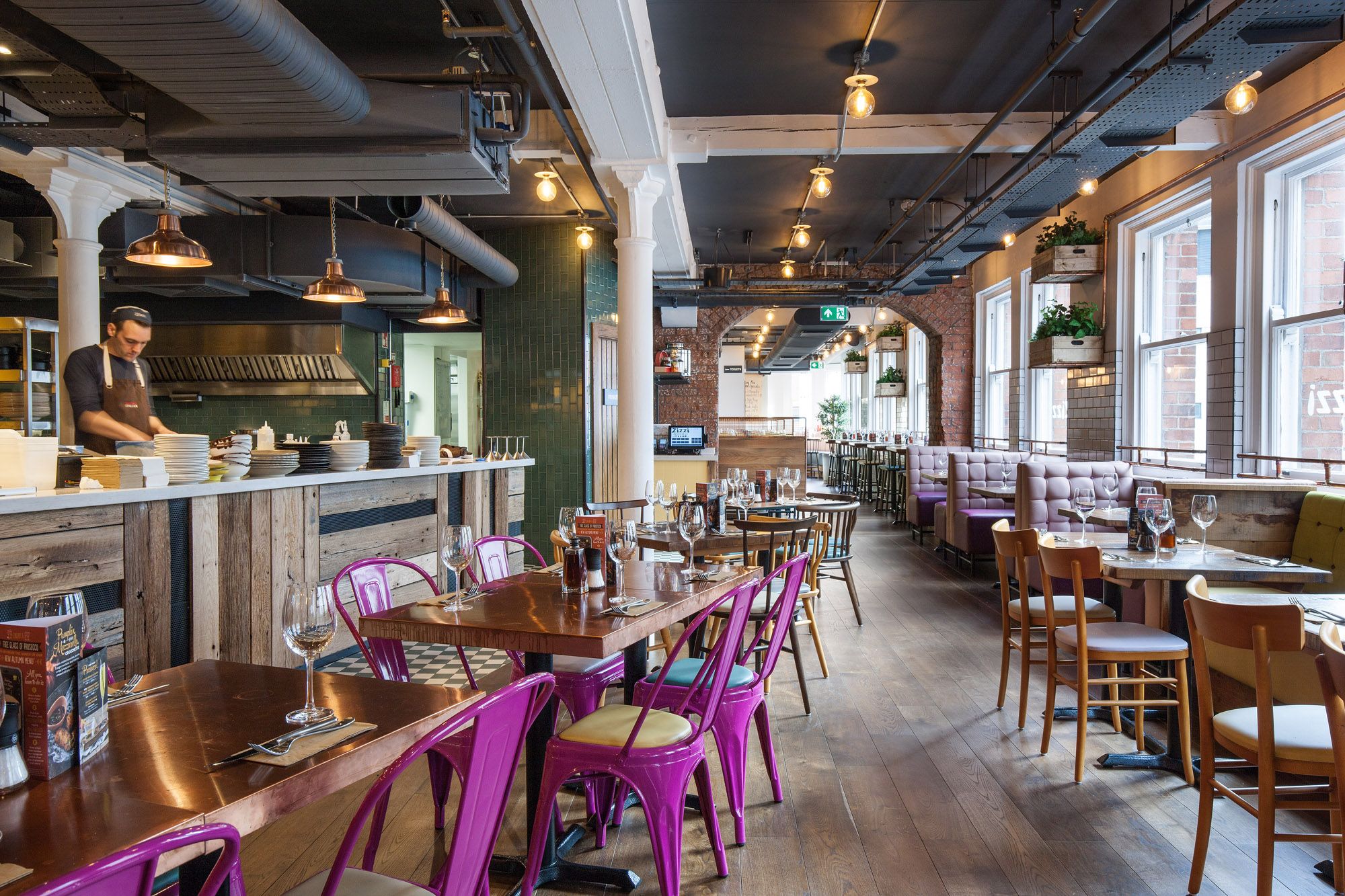Zizzi Belfast interiors 
