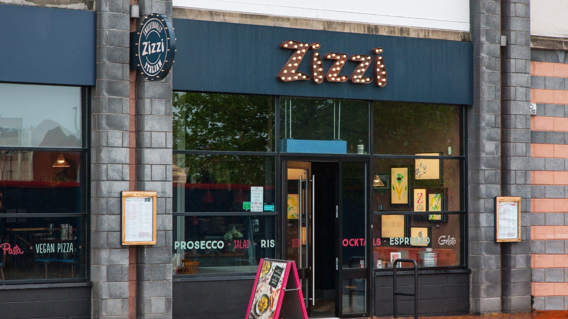 Exterior view Zizzi Bexleyheath 