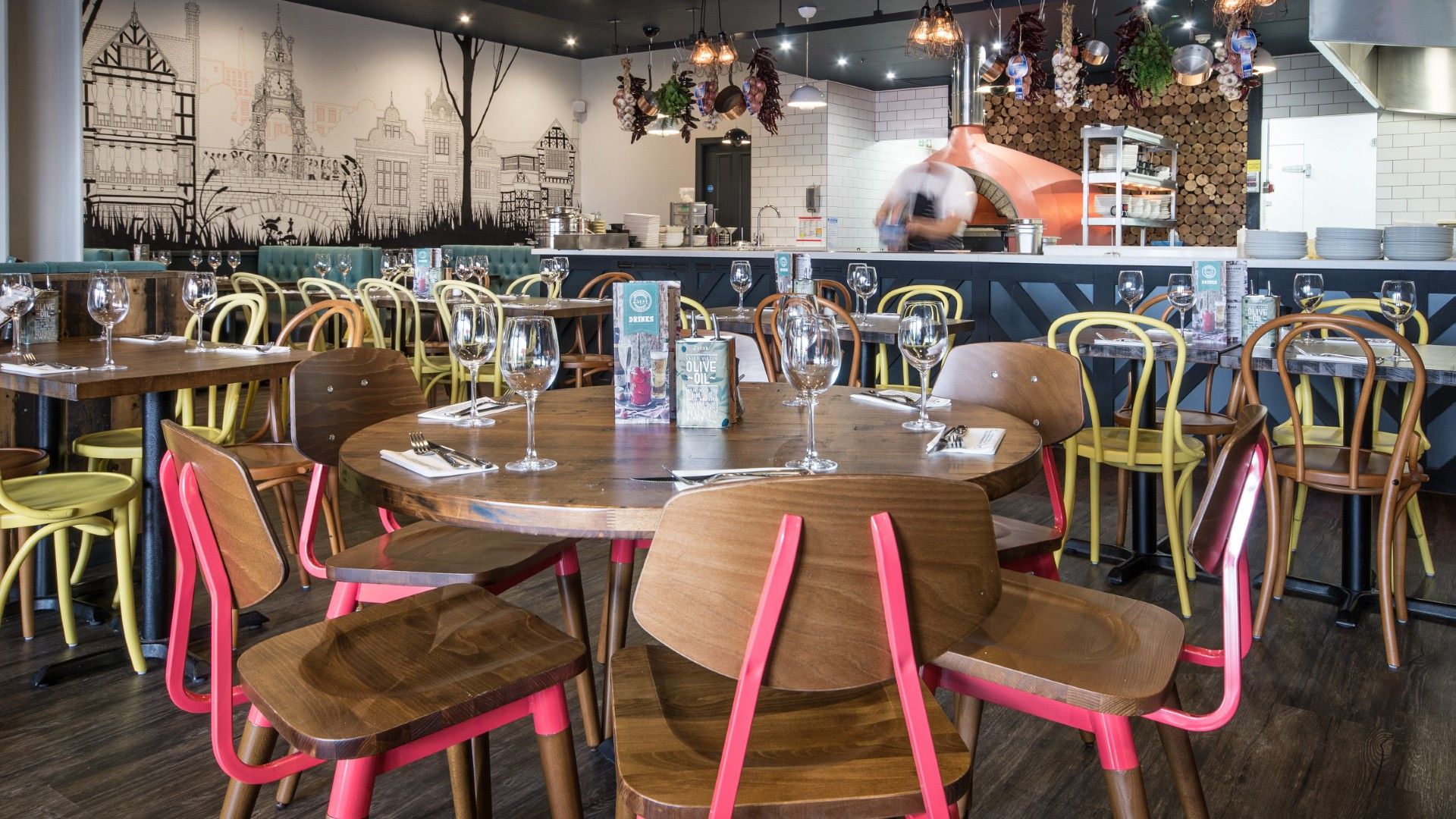 Table view of Zizzi Cheshire Oaks 