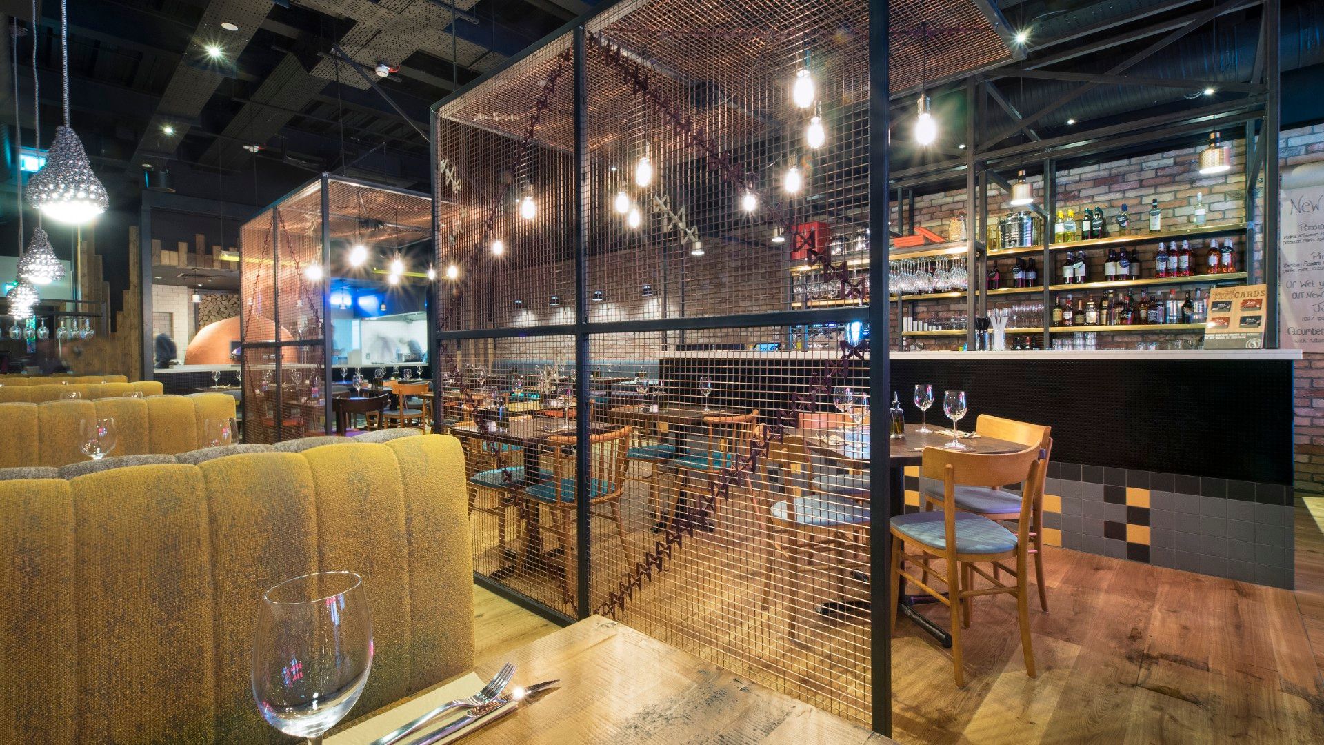 Tables and chairs Zizzi Dublin, Dundrum 