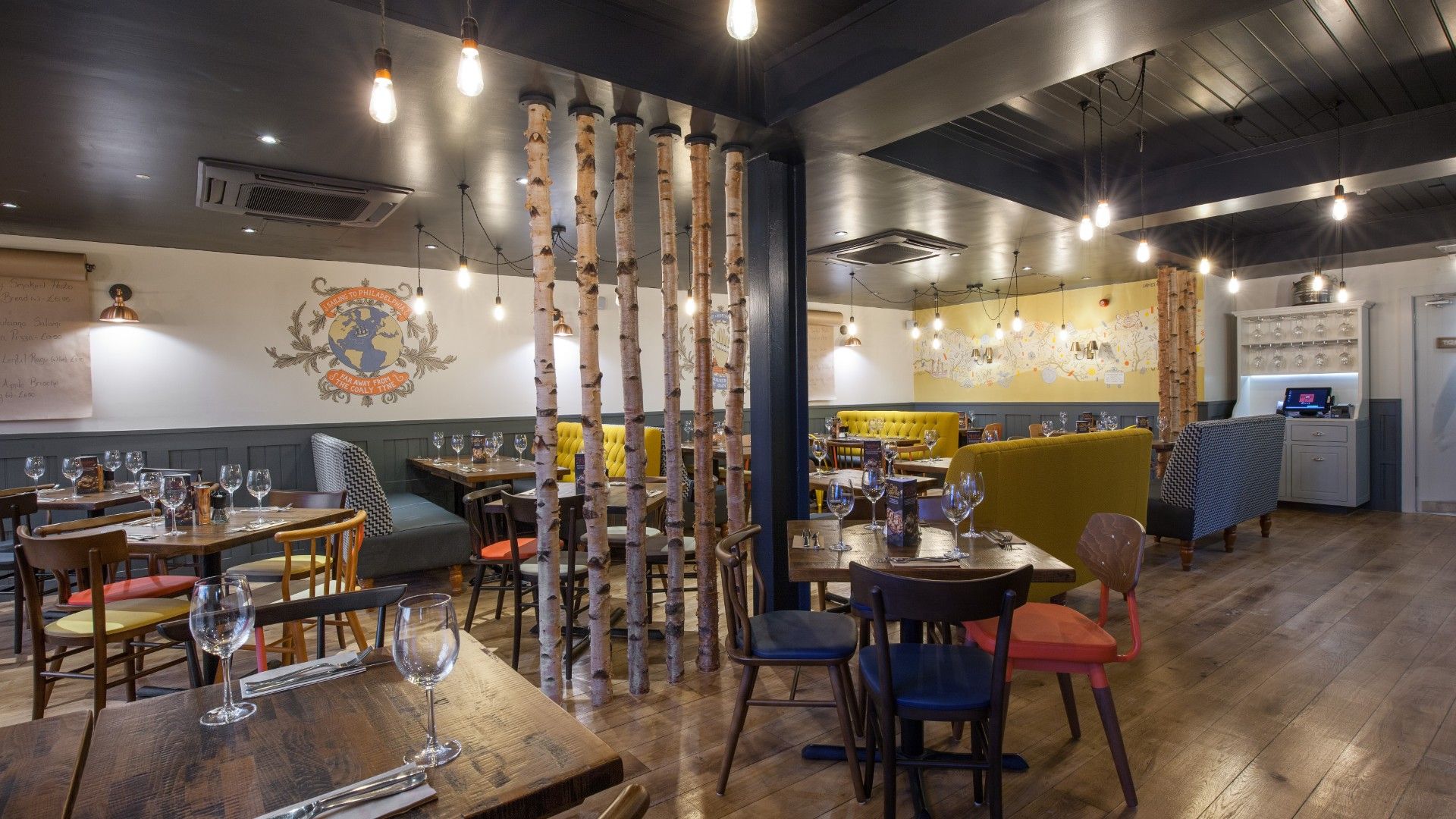 Table and chairs Zizzi Durham 