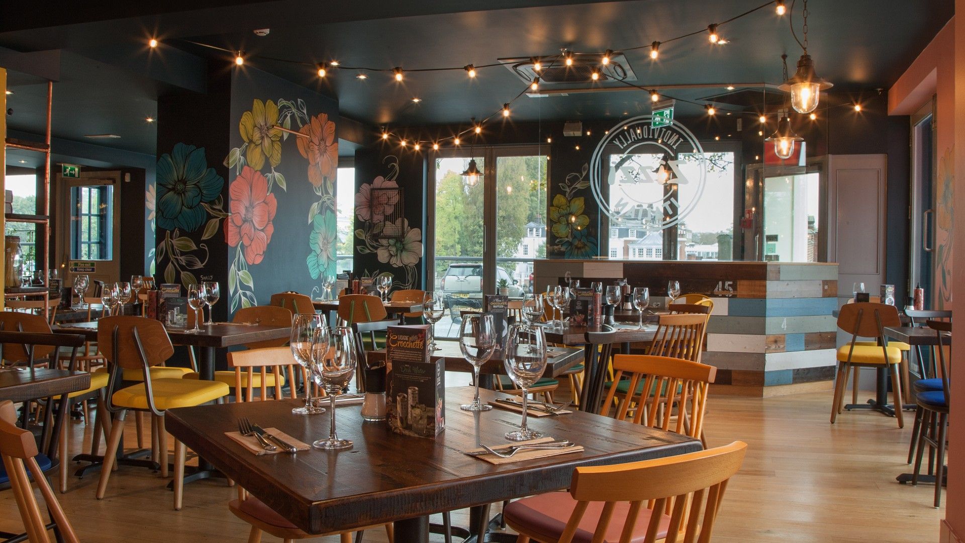 Table View of Zizzi Hampton Court. 