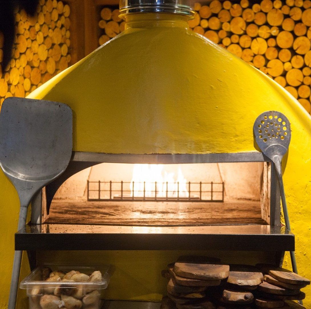Pizza oven Zizzi Sutton. 